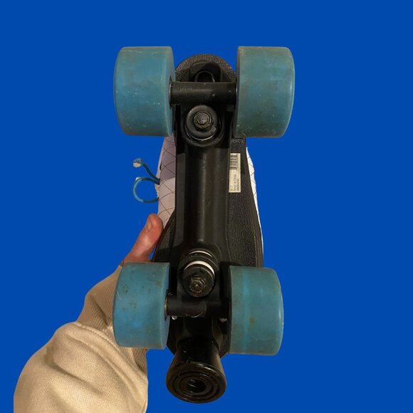 Hyper Brand White Diamond Quad Skates - Picture 3 of 4